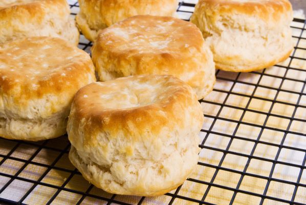 Baked biscuits on cooling rack