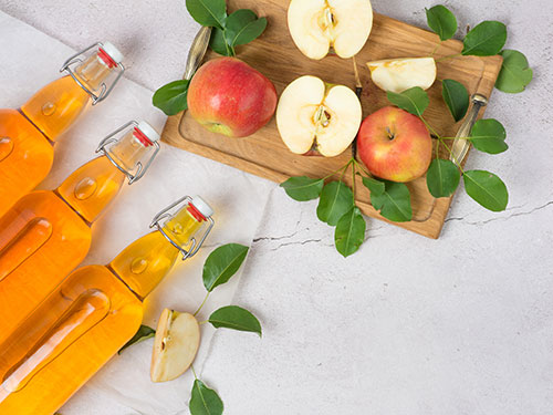 Flavored vinegars and apples