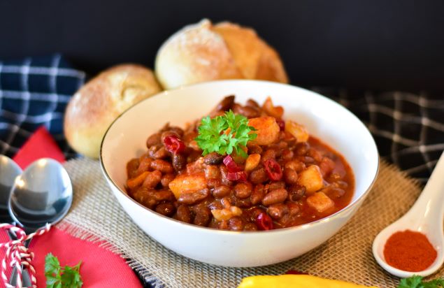 Italian pasta and bean soup