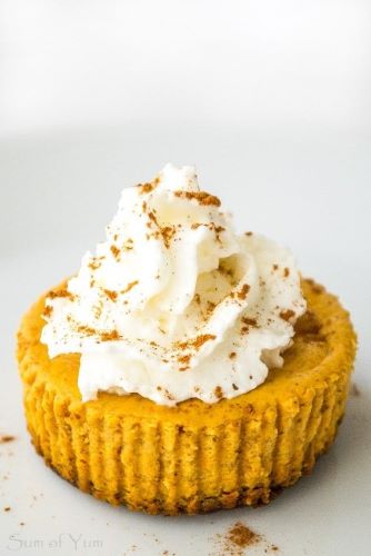 Mini pumpkin cheesecake